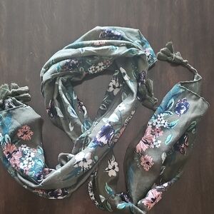 Floral Green Scarf